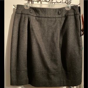 Brand NWT Adrienne Vittadini grey wool skirt size 10